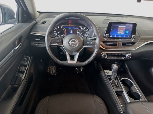 Used 2023 Nissan Altima 2.5 SV FWD image 17