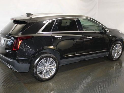 Used 2025 Cadillac XT5 Premium Luxury image 5