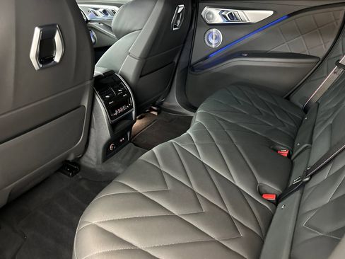 Certified 2023 BMW XM AWD/4WD image 27