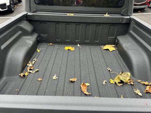 New 2026 Jeep Gladiator Sport image 13