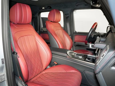 Used 2025 Mercedes-Benz G 550 image 16