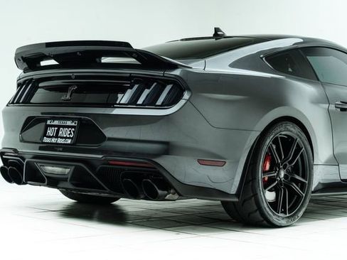 Used 2020 Ford Mustang Shelby GT500 w/ Technology Package image 14