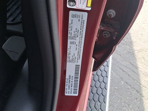 Certified 2021 RAM 1500 Laramie image 36