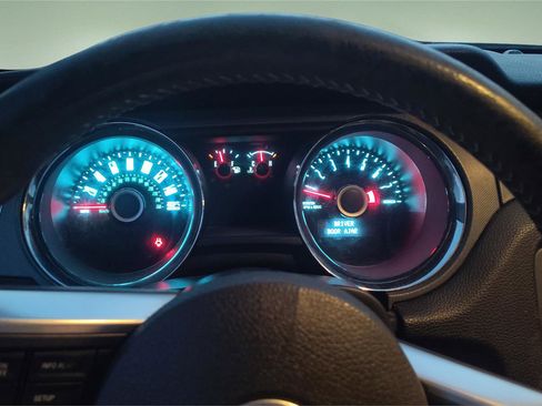 Used 2014 Ford Mustang V6 w/ Equipment Group 102A image 10