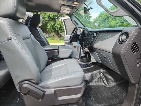 Used 2015 Ford F250 XL RWD image 27