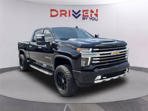 Used 2022 Chevrolet Silverado 2500 High Country AWD/4WD image 1