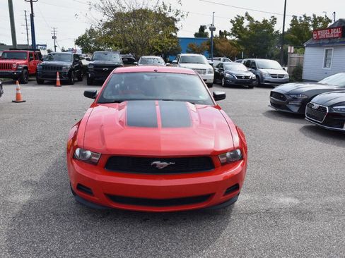 Used 2012 Ford Mustang V6 Premium 2dr Fastback image 3