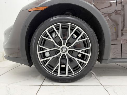 Certified 2023 Porsche Taycan Turbo image 16