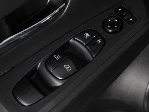 Certified 2023 Nissan Kicks SV FWD image 22