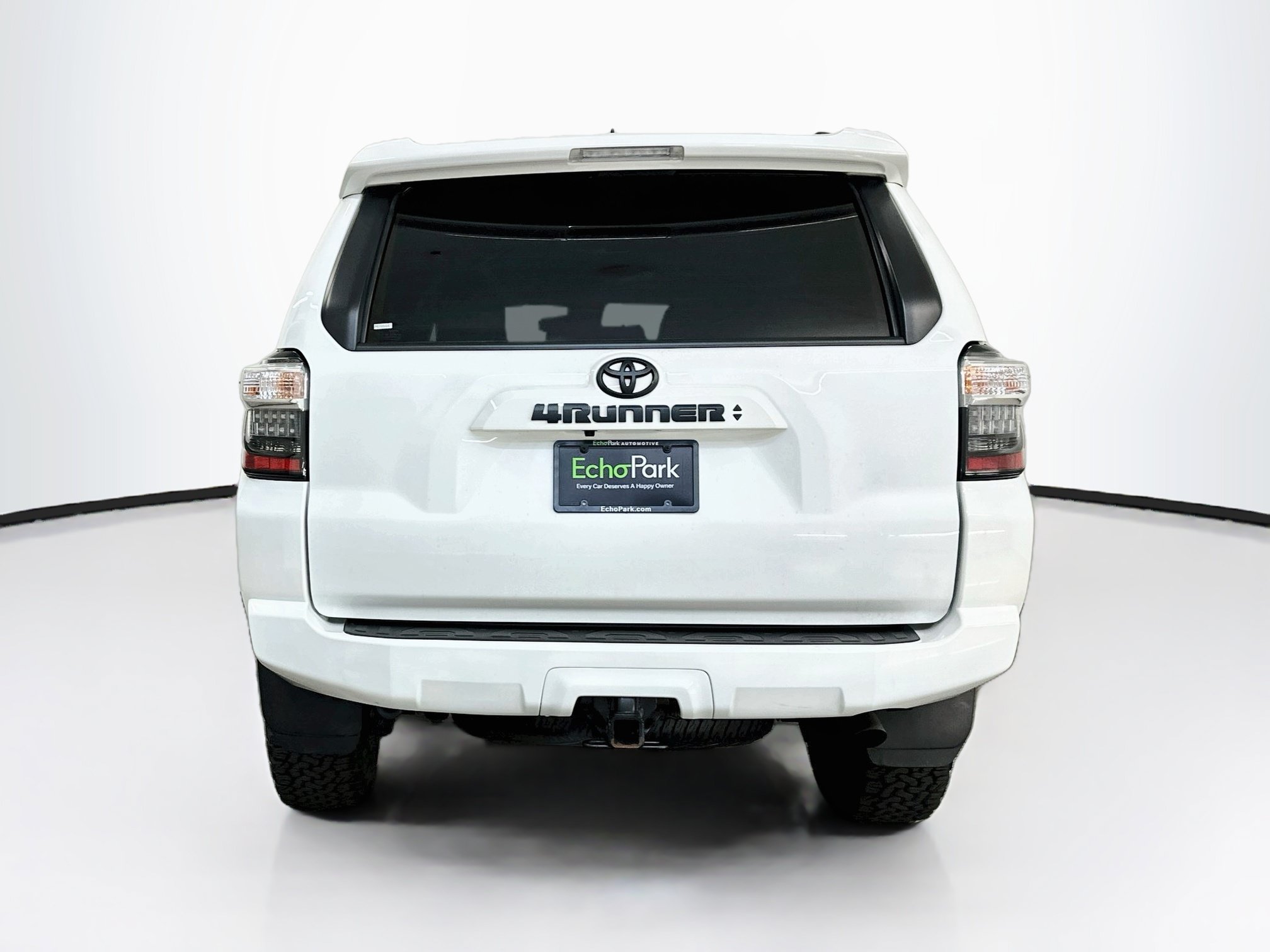 Used 2023 Toyota 4Runner SR5 AWD/4WD image 7