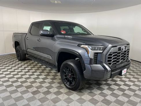 New 2025 Toyota Tundra Platinum w/ TRD Off-Road Package image 26