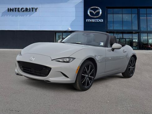 New 2026 MAZDA MX-5 Miata Grand Touring RWD image 5