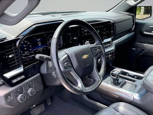 Used 2024 Chevrolet Silverado 1500 LTZ w/ Technology Package AWD/4WD image 18