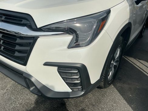 Certified 2025 Subaru Ascent Premium w/ Premium Package image 29