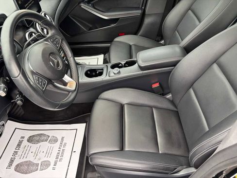 Used 2018 Mercedes-Benz CLA 250 4MATIC image 10