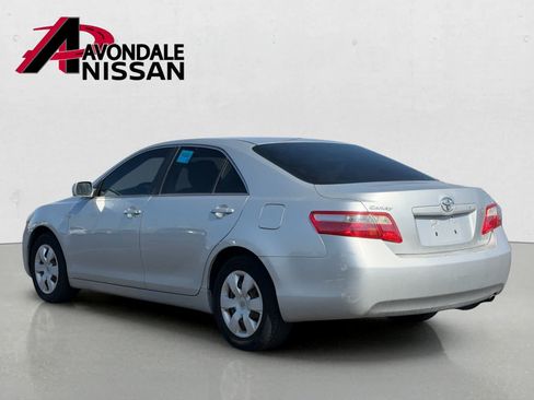Used 2007 Toyota Camry LE FWD image 3