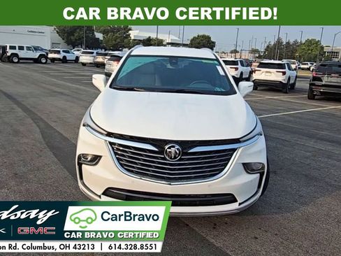 Certified 2024 Buick Enclave Essence image 3