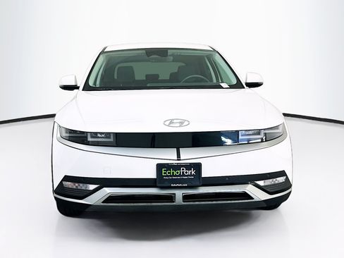 Used 2024 Hyundai Ioniq 5 SEL AWD/4WD image 2