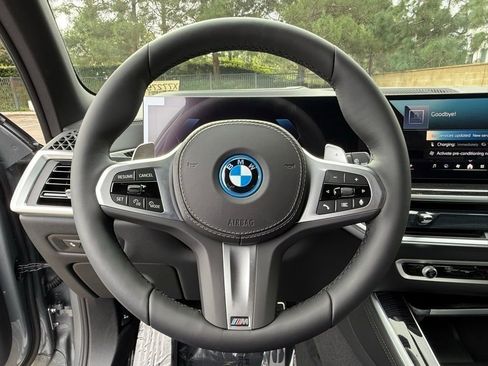 New 2026 BMW X5 xDrive50e w/ M Sport Package image 22