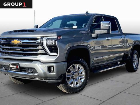 Used 2025 Chevrolet Silverado 2500 High Country w/ Technology Package image 1