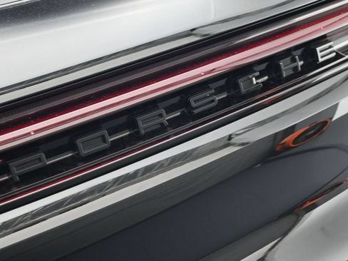 Certified 2026 Porsche Cayenne AWD/4WD image 34