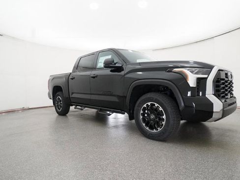 New 2026 Toyota Tundra SR5 AWD/4WD image 41