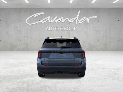 New 2026 Ford Explorer Active image 5