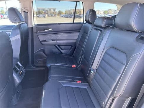 Used 2022 Volkswagen Atlas SEL Premium image 21
