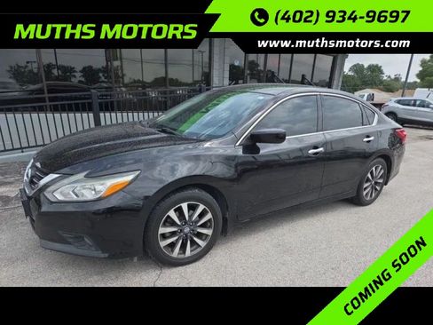 Used 2017 Nissan Altima 2.5 SV FWD image 1