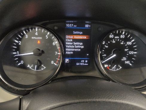 Used 2020 Nissan Rogue Sport SV FWD image 23