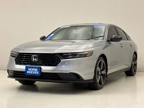 Certified 2025 Honda Accord Sport image 2