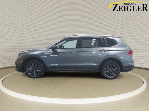 Used 2023 Volkswagen Tiguan SE image 8