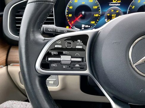 Used 2022 Mercedes-Benz GLE 350 4MATIC image 10