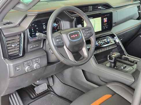 Used 2026 GMC Sierra 1500 AT4 w/ AT4 Premium Package AWD/4WD image 10
