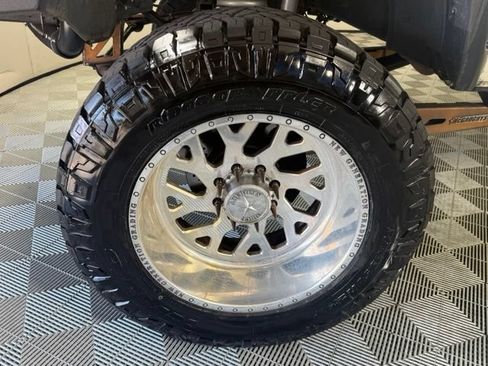 Used 2018 RAM 2500 Limited AWD/4WD image 9