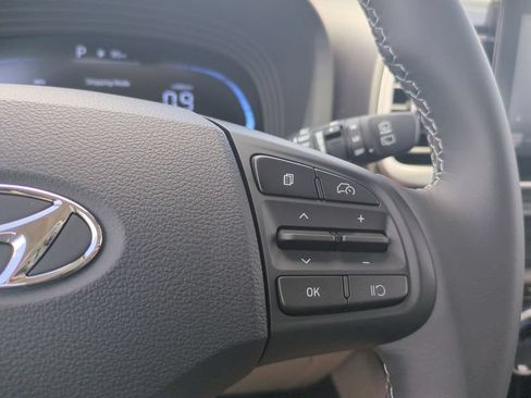 New 2026 Hyundai Venue SEL FWD image 32