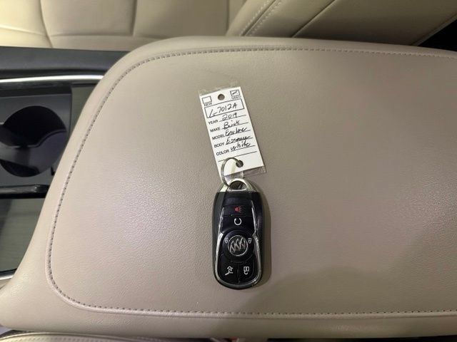 Certified 2019 Buick Enclave Essence w/ LPO, Sport Appearance Package FWD image 23