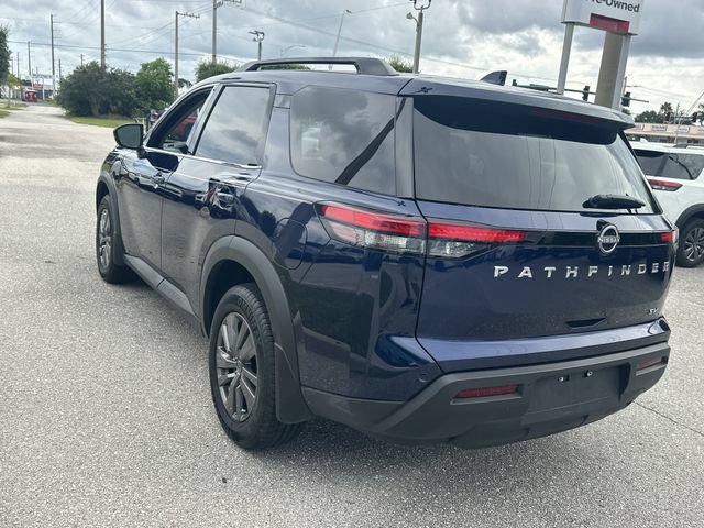 Certified 2024 Nissan Pathfinder SV FWD image 9