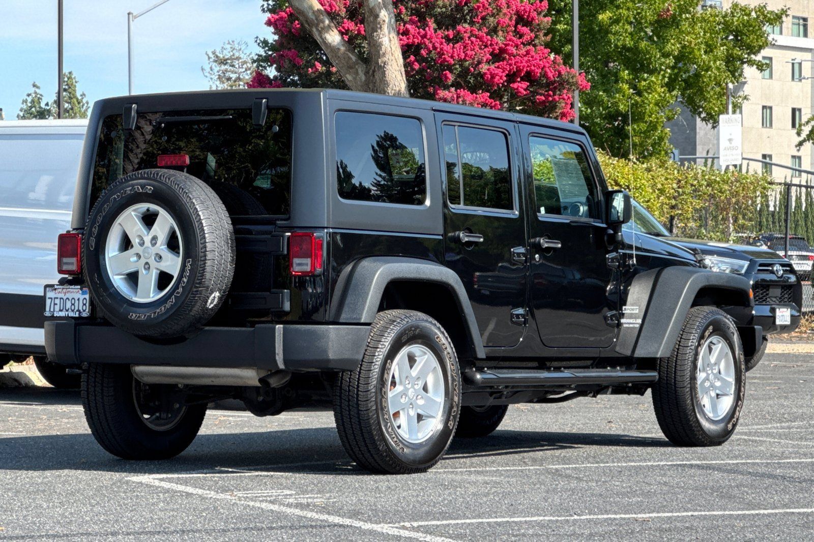 Used 2014 Jeep Wrangler Unlimited Sport w/ Quick Order Package 24S AWD/4WD image 4