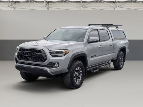 Used 2020 Toyota Tacoma TRD Off-Road image 4