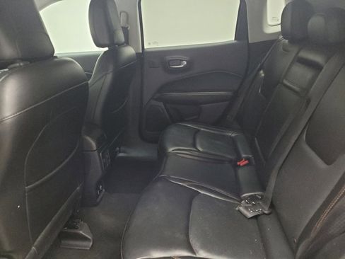 Used 2018 Jeep Compass Limited w/ Navigation Group AWD/4WD image 18