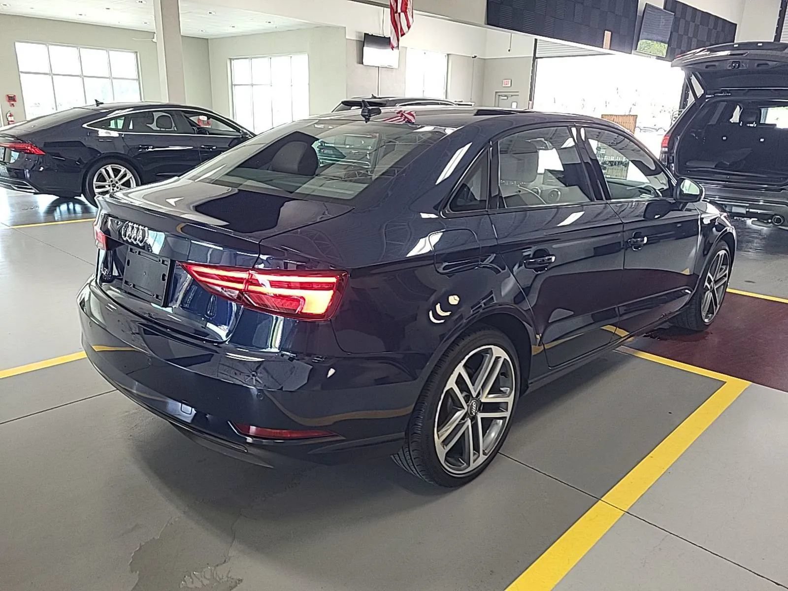 Used 2020 Audi A3 2.0T Premium Plus w/ Premium Plus Package FWD image 4