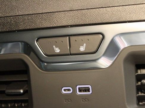 New 2026 Chevrolet Silverado 3500 High Country w/ Technology Package image 16