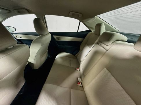 Used 2016 Toyota Corolla LE FWD image 21