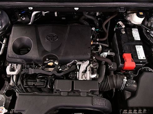 Used 2020 Toyota RAV4 XLE w/ Convenience Package image 32