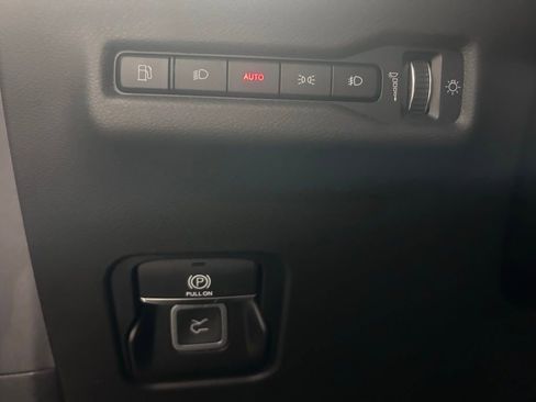 New 2026 Jeep Cherokee Overland image 7