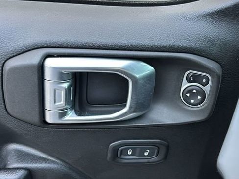 Used 2020 Jeep Wrangler Unlimited Sport AWD/4WD image 8