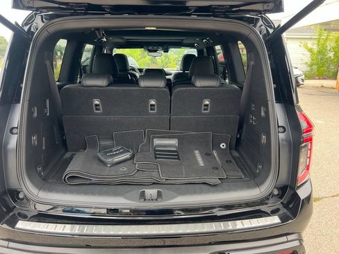 Certified 2025 Nissan Armada PRO-4X w/ Pro-4X Premium Package AWD/4WD image 13