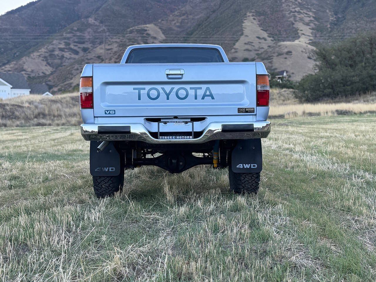Used 1990 Toyota Pickup Deluxe AWD/4WD image 14