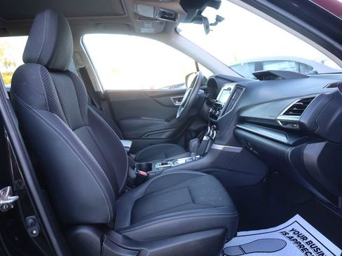 Used 2023 Subaru Forester Premium image 11